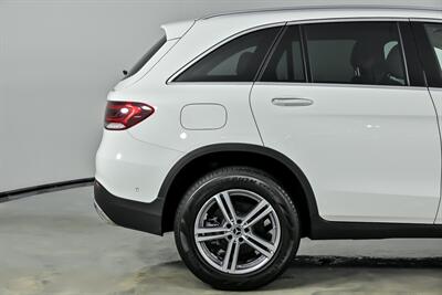 2022 Mercedes-Benz GLC GLC 300 4MATIC   - Photo 13 - Joliet, IL 60435