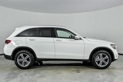 2022 Mercedes-Benz GLC GLC 300 4MATIC   - Photo 14 - Joliet, IL 60435