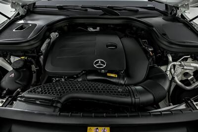 2022 Mercedes-Benz GLC GLC 300 4MATIC   - Photo 17 - Joliet, IL 60435