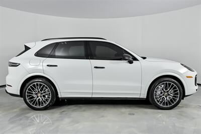 2019 Porsche Cayenne Turbo   - Photo 14 - Joliet, IL 60435