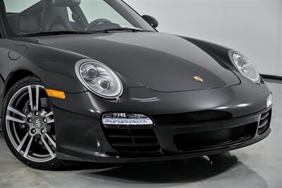 2012 Porsche 911 Black Edition - Photo 2 - Joliet, IL 60435