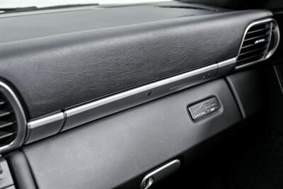 2012 Porsche 911 Black Edition - Photo 38 - Joliet, IL 60435