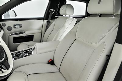 2019 Rolls-Royce Ghost EWB   - Photo 22 - Joliet, IL 60435