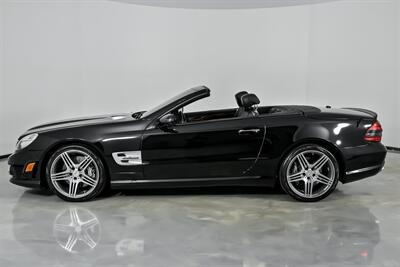 2009 Mercedes-Benz SL 63 AMG   - Photo 8 - Joliet, IL 60435
