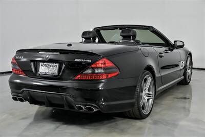 2009 Mercedes-Benz SL 63 AMG   - Photo 12 - Joliet, IL 60435