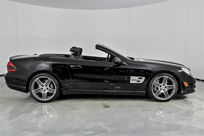 2009 Mercedes-Benz SL 63 AMG   - Photo 14 - Joliet, IL 60435