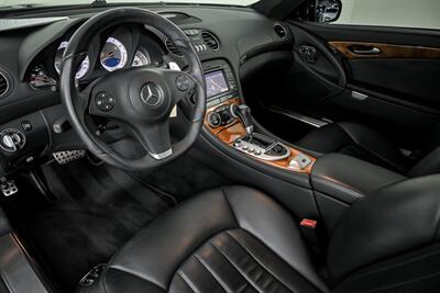 2009 Mercedes-Benz SL 63 AMG   - Photo 25 - Joliet, IL 60435