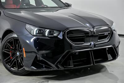 2025 BMW M5   - Photo 3 - Joliet, IL 60435