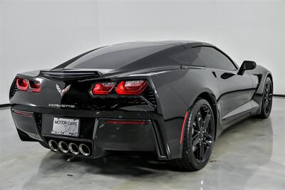 2019 Chevrolet Corvette Stingray - Photo 12 - Joliet, IL 60435
