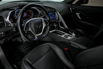 2019 Chevrolet Corvette Stingray - Photo 20 - Joliet, IL 60435
