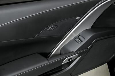 2019 Chevrolet Corvette Stingray - Photo 18 - Joliet, IL 60435