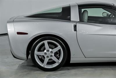 2007 Chevrolet Corvette   - Photo 13 - Joliet, IL 60435