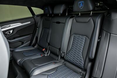 2021 Lamborghini Urus   - Photo 25 - Joliet, IL 60435