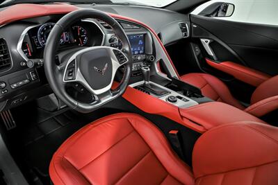 2016 Chevrolet Corvette Z06 2LZ   - Photo 25 - Joliet, IL 60435