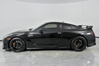 2023 Nissan GT-R Premium   - Photo 8 - Joliet, IL 60435
