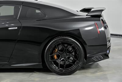2023 Nissan GT-R Premium   - Photo 9 - Joliet, IL 60435