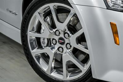 2009 Pontiac G8 GXP   - Photo 4 - Joliet, IL 60435