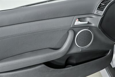 2009 Pontiac G8 GXP   - Photo 18 - Joliet, IL 60435