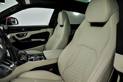 2022 Lamborghini Urus - Photo 23 - Joliet, IL 60435