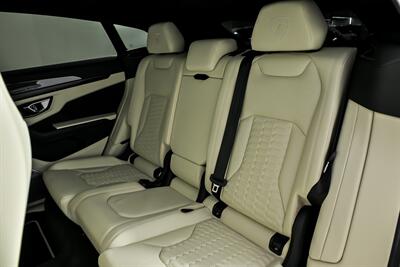 2022 Lamborghini Urus - Photo 25 - Joliet, IL 60435