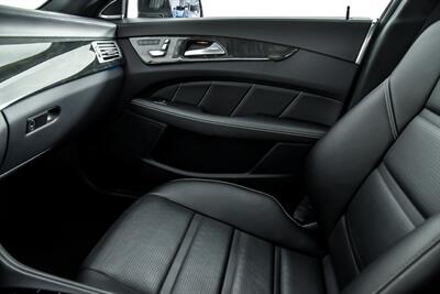 2017 Mercedes-Benz CLS AMG CLS 63 S   - Photo 39 - Joliet, IL 60435