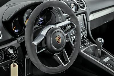 2016 Porsche Cayman GT4   - Photo 22 - Joliet, IL 60435