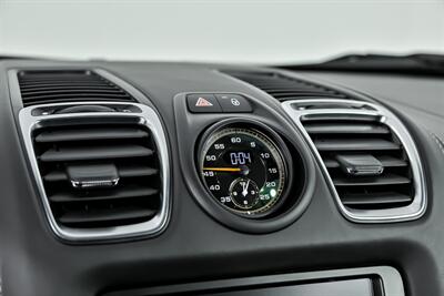 2016 Porsche Cayman GT4   - Photo 30 - Joliet, IL 60435