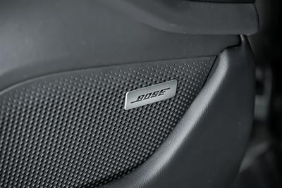 2025 Porsche Taycan   - Photo 19 - Joliet, IL 60435
