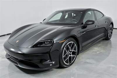 2025 Porsche Taycan   - Photo 6 - Joliet, IL 60435