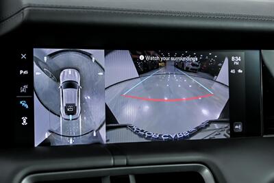 2025 Porsche Taycan   - Photo 35 - Joliet, IL 60435