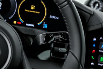 2025 Porsche Taycan   - Photo 31 - Joliet, IL 60435