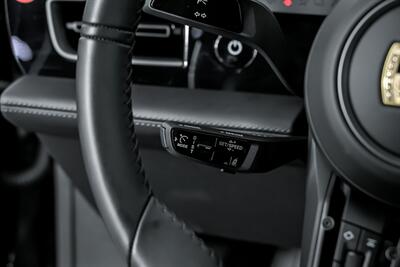 2025 Porsche Taycan   - Photo 30 - Joliet, IL 60435