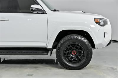 2023 Toyota 4Runner TRD Pro   - Photo 15 - Joliet, IL 60435