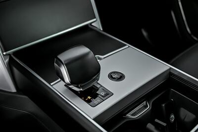 2024 Land Rover Range Rover P615 SV-BIG $222K MSRP   - Photo 37 - Joliet, IL 60435