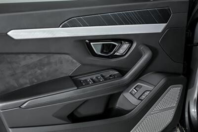 2019 Lamborghini Urus -FRESH VERDE WRAP!   - Photo 17 - Joliet, IL 60435