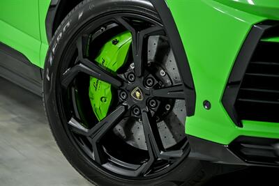 2019 Lamborghini Urus -FRESH VERDE WRAP!   - Photo 4 - Joliet, IL 60435