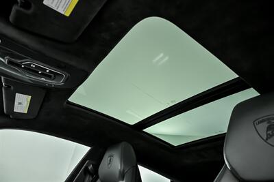 2019 Lamborghini Urus -FRESH VERDE WRAP!   - Photo 23 - Joliet, IL 60435