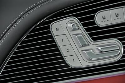 2025 Mercedes-Benz GLS Mercedes-Maybach GLS 600-RARE COMBO-1 OF NONE!   - Photo 20 - Joliet, IL 60435