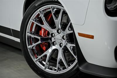 2017 Dodge Challenger SRT Hellcat   - Photo 4 - Joliet, IL 60435