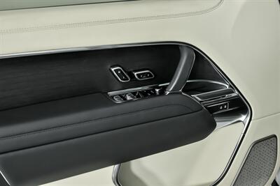 2024 Land Rover Range Rover P530 Autobiography LWB - Photo 18 - Joliet, IL 60435