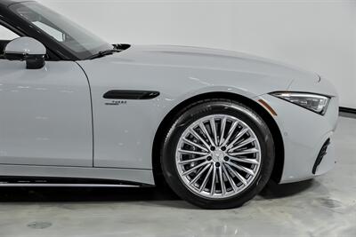 2023 Mercedes-Benz AMG SL 43   - Photo 15 - Joliet, IL 60435