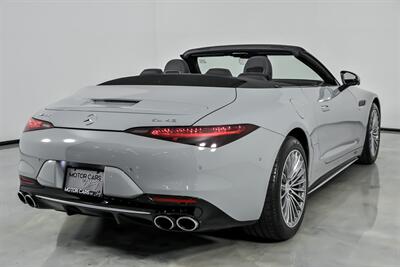 2023 Mercedes-Benz AMG SL 43   - Photo 12 - Joliet, IL 60435