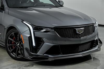 2022 Cadillac CT4-V Blackwing   - Photo 3 - Joliet, IL 60435