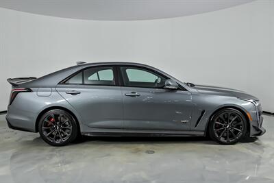 2022 Cadillac CT4-V Blackwing   - Photo 14 - Joliet, IL 60435