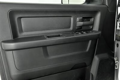 2022 RAM 3500 Tradesman   - Photo 19 - Joliet, IL 60435