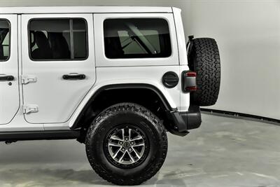 2024 Jeep Wrangler Rubicon 392- 1 TOUCH POWER TOP   - Photo 9 - Joliet, IL 60435