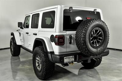 2024 Jeep Wrangler Rubicon 392- 1 TOUCH POWER TOP   - Photo 10 - Joliet, IL 60435