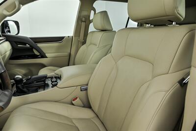 2021 Lexus LX 570 Three-Row   - Photo 23 - Joliet, IL 60435