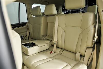 2021 Lexus LX 570 Three-Row   - Photo 25 - Joliet, IL 60435