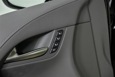 2021 Lexus LX 570 Three-Row   - Photo 19 - Joliet, IL 60435